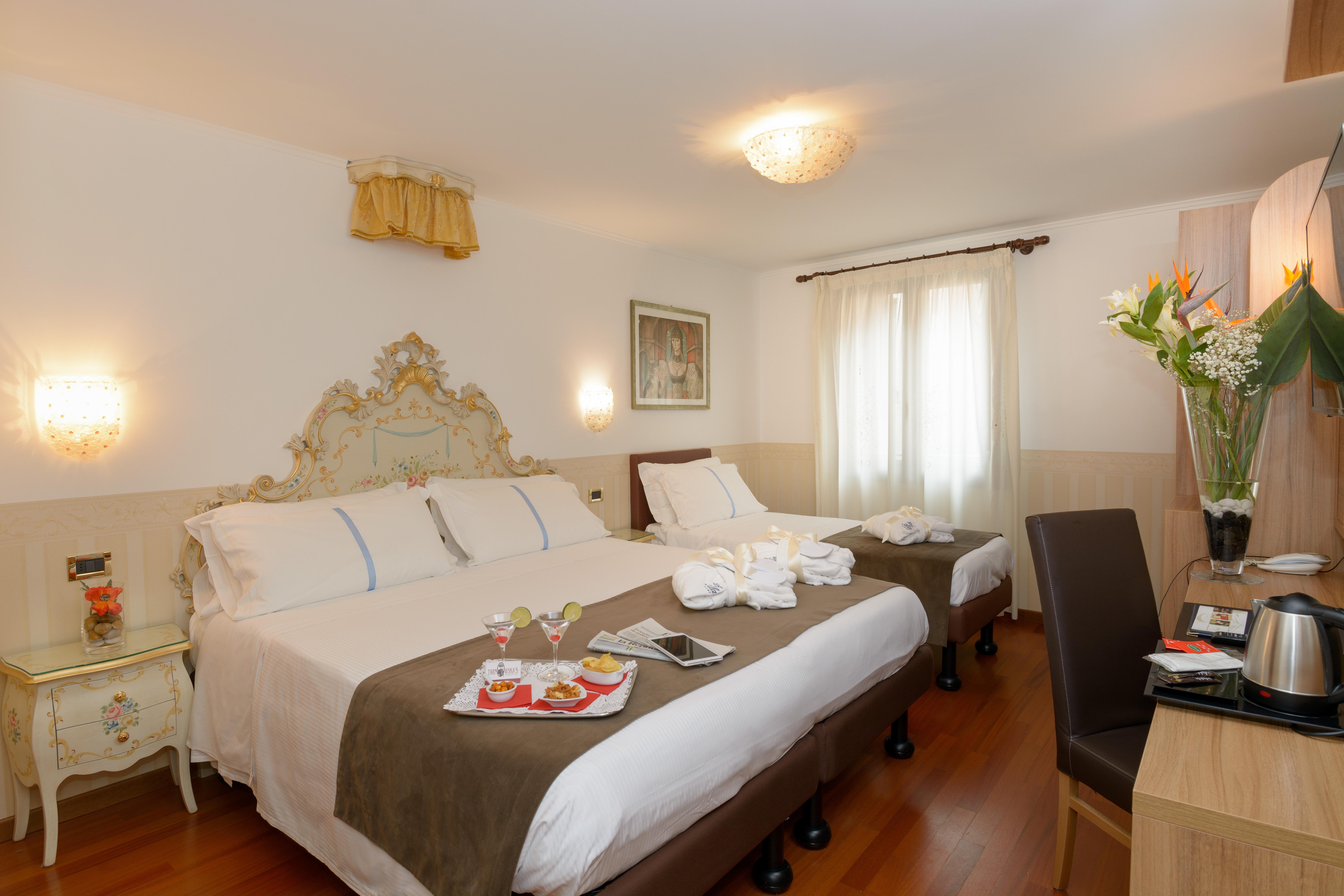 Unahotels Ala Venezia-adults 16 3* Venecia